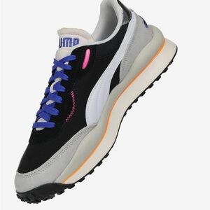 Puma Style Rider 020 Play On Sneakers, Youth’s/women's 5.5 new